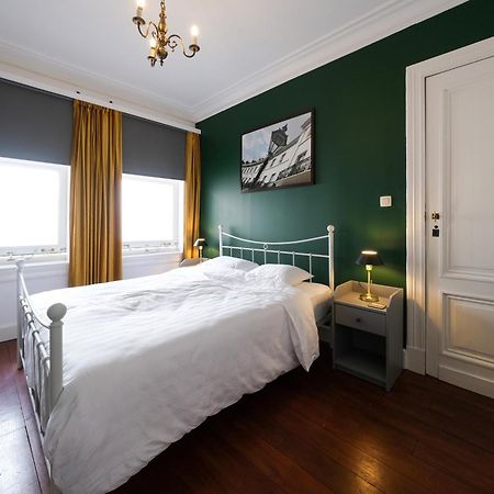 Your Homestay In A Bibliophile Mansion Antwerp Luaran gambar