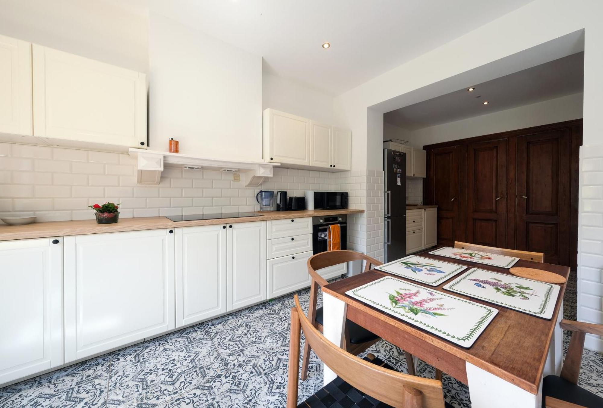 Your Homestay In A Bibliophile Mansion Antwerp Luaran gambar